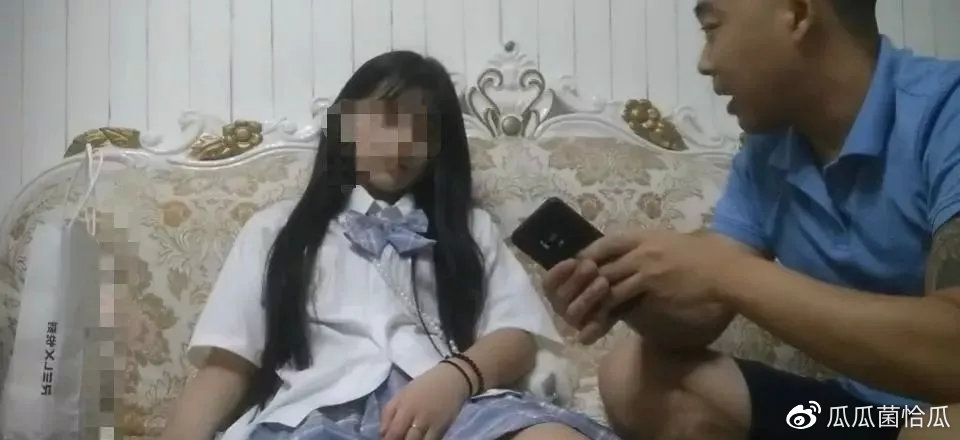 麻豆极品JK丝袜自慰喷水久久:08-15-23-27-35-49N：41,麻豆极品JK丝袜自慰喷水背后的文化探索与反思