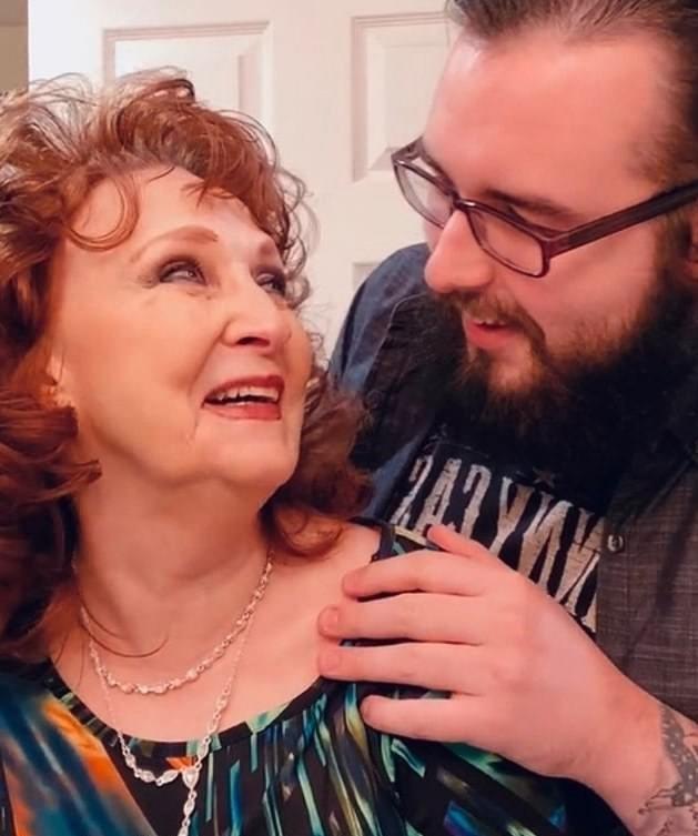 天天躁日日躁狠狠躁欧美老妇小说:04-09-19-32-36-44X：46,天天躁日日躁狠狠躁欧美老妇小说，跨越时空的情感纠葛