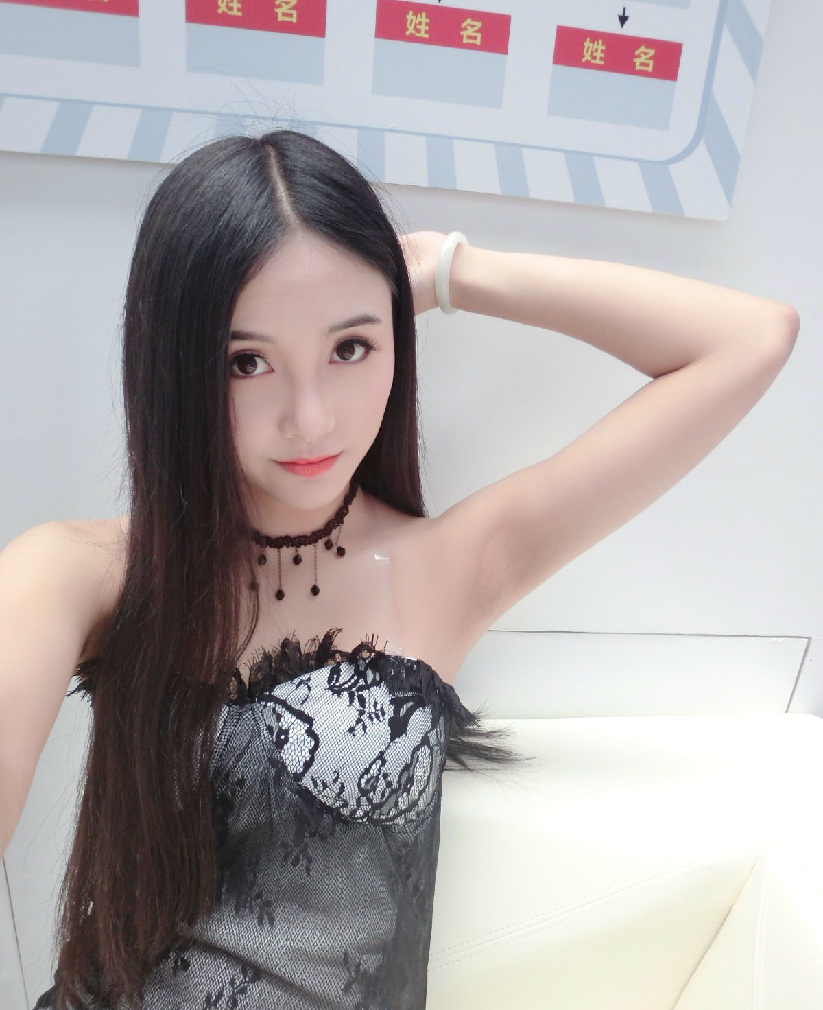 无码日日模日日碰夜夜爽:10-14-17-19-35-37J：44,色情内容是不合法的，违反我国相关的法律法规。我们应该遵守法律和道德准则，远离色情内容。如果您有其他有益身心的娱乐需求，可以寻找一些正规的平台或文化活动，例如观看电影、参加体育运动，以丰富您的生活。