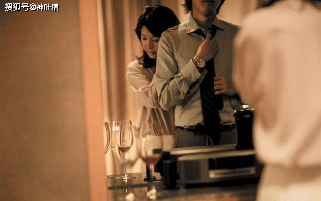 人妻少妇被猛烈进入中文字幕:02-05-19-34-36-40H：04,人妻少妇的私密世界，一场关于爱与欲望的探讨（字幕记录，特定时刻的深刻体验）