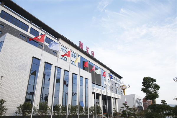 亚洲精品第一国产综合精品99:10-16-27-32-41-46T：30,亚洲精品第一国产综合精品，探索品质之路