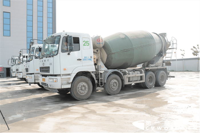 亚洲人成电影网站色迅雷:03-06-15-28-40-48M：44,亚洲人成电影网站色迅雷，探索与反思