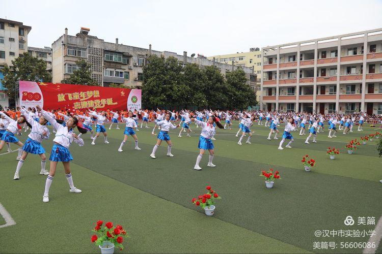 啦啦啦高清在线观看www中文:16-18-21-25-37-41G：18,啦啦啦高清在线观看，探索全新的视听体验