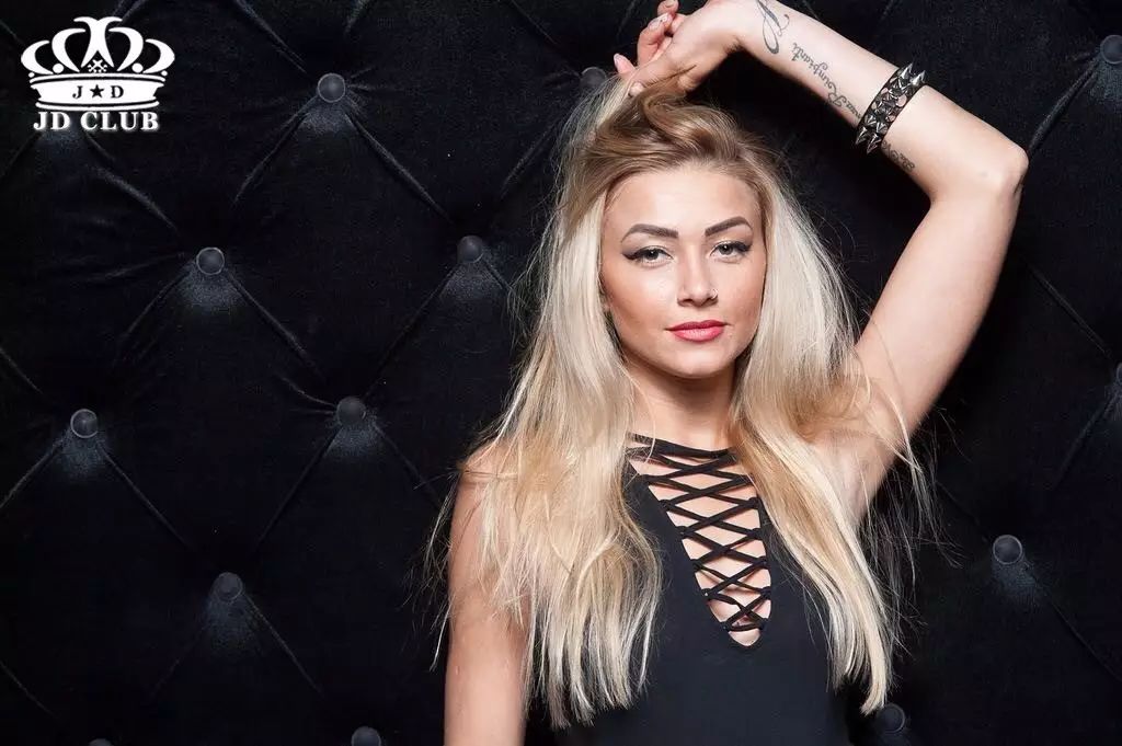 欧美精品一区二区:02-09-26-31-45-49D：23,欧美精品一区二区，深度探索与独特魅力（编号，02-09-26-31-45-49D，23）