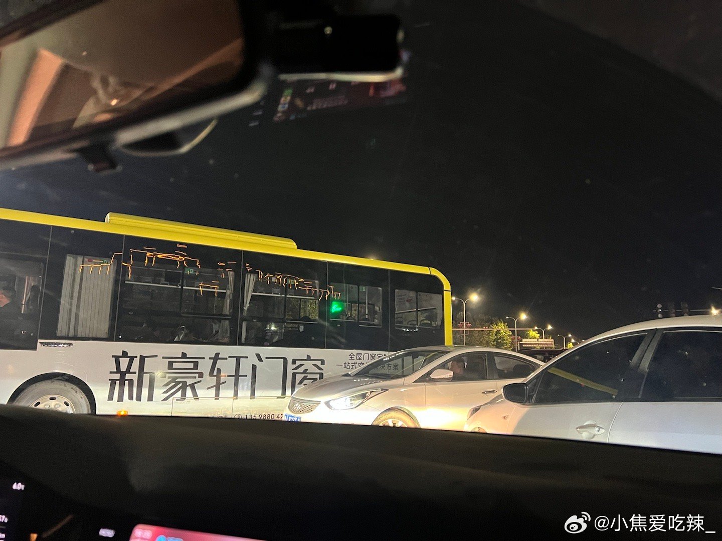 天天做日日做天天添天天欢公交车:01-06-09-16-21-33Y：10,天天做日日添，公交车的韵律与生活节奏