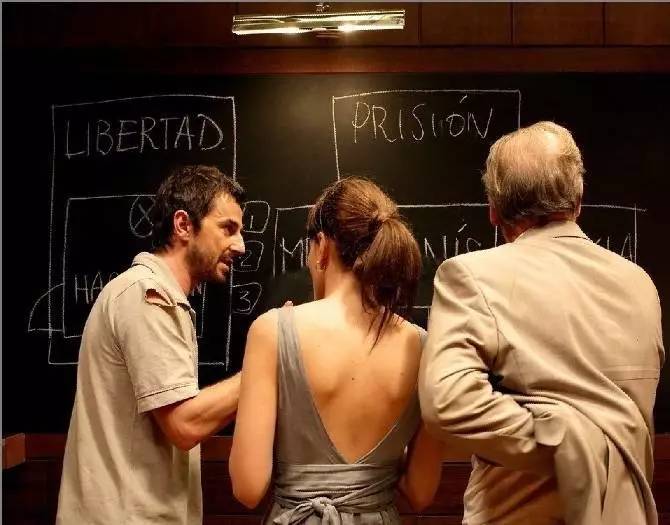 欧美成人精品第一区二区三区:07-33-34-36-43-46P：33,欧美成人精品探索之旅，一区、二区与三区的独特魅力（文章虚构，请勿与现实挂钩）