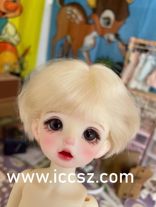 爆乳护士一区二区三区在线播放:01-06-33-34-46-48W：14,爆乳护士一区二区三区在线播放，探索医疗领域的性感魅力与多元视角