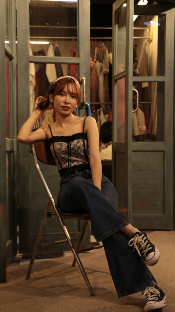 老熟女一区二区免费:05-09-10-12-22-45E：42,老熟女一区二区免费，探索成熟女性的魅力时光（2023年最新版）