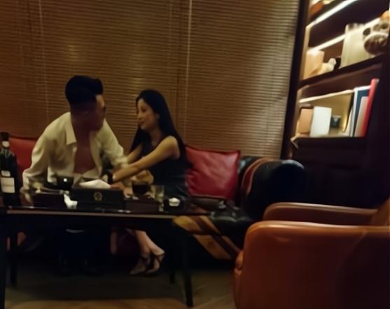 国产激情做a爱黄色一级一级片:04-05-17-26-27-49X：42,色情内容是不合法的，违反我国相关的法律法规。我们应该遵守法律和道德准则，远离色情内容。如果您有其他有益身心的娱乐需求，可以寻找一些正规的平台或文化活动，例如观看电影、参加体育运动，以丰富您的生活。