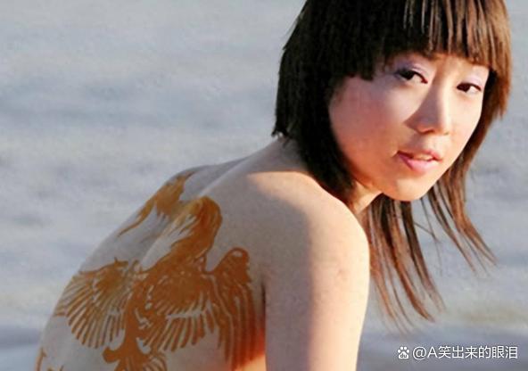 西西人体大胆啪啪实拍:02-14-27-28-35-48Y：14,西西人体艺术，探索真实与艺术的边界