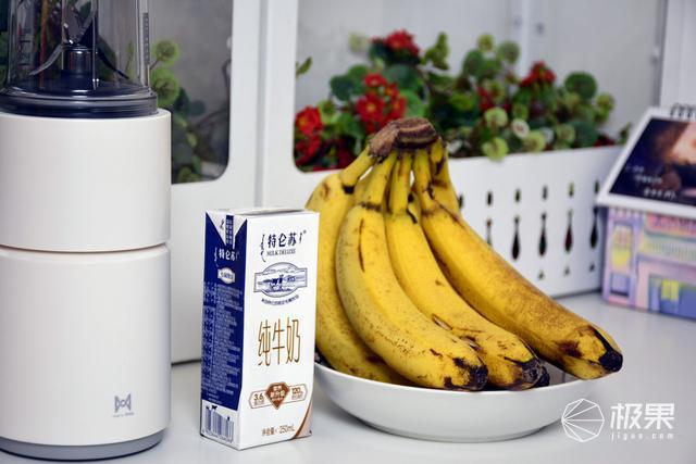 伊人久久大香线蕉综合99:06-13-23-37-40-45M：40,伊人久久大香线蕉综合，探索与赏析