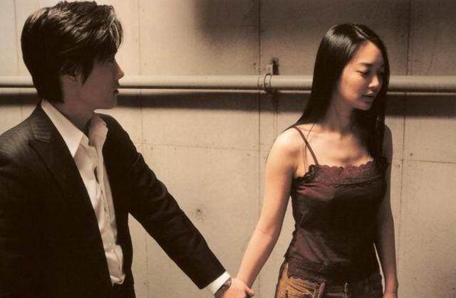 久久精品无码一区二区日韩AV:19-30-31-32-34-44W：41,久久精品娱乐，探索无码一区二区日韩AV的新视界