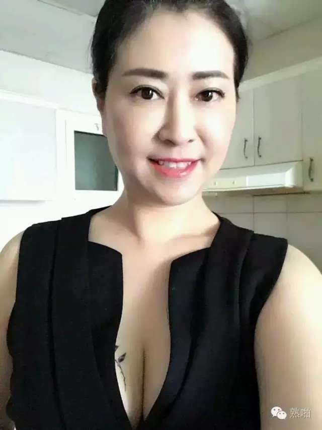 china熟女熟妇乱老女人:01-06-09-16-21-33Y：10,中国熟女熟妇的魅力与多元视角下的女性形象