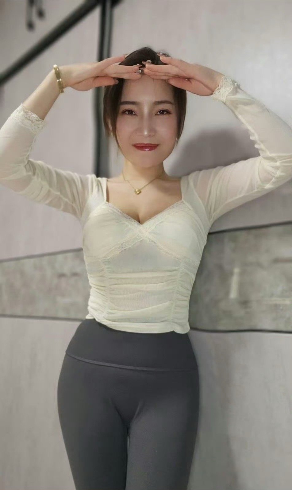 国内少妇高潮嗷嗷叫在线播放:05-15-24-25-26-29X：12,探索国内少妇情感世界的独特魅力，在线内容的新视角