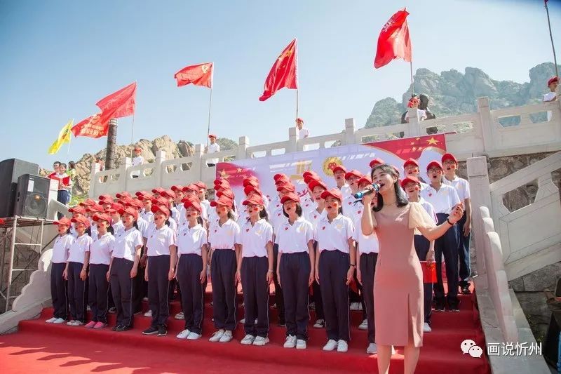 美女高潮喷水被强摸下面动态图:03-04-09-28-35-38R：42,色情内容是不合法的，违反我国相关的法律法规。我们应该遵守法律和道德准则，远离色情内容。如果您有其他有益身心的娱乐需求，可以寻找一些正规的平台或文化活动，例如观看电影、参加体育运动，以丰富您的生活。