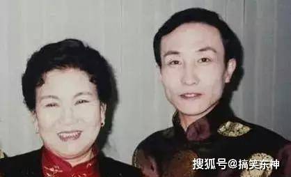 一级毛片一级毛片一级毛片看一下:15-16-24-32-35-48Q：33,色情内容是不合法的，违反我国相关的法律法规。我们应该遵守法律和道德准则，远离色情内容。如果有其他有益身心的娱乐需求，可以寻找一些正规的平台或文化活动，例如观看电影、参加体育运动、学习知识等，以丰富生活。