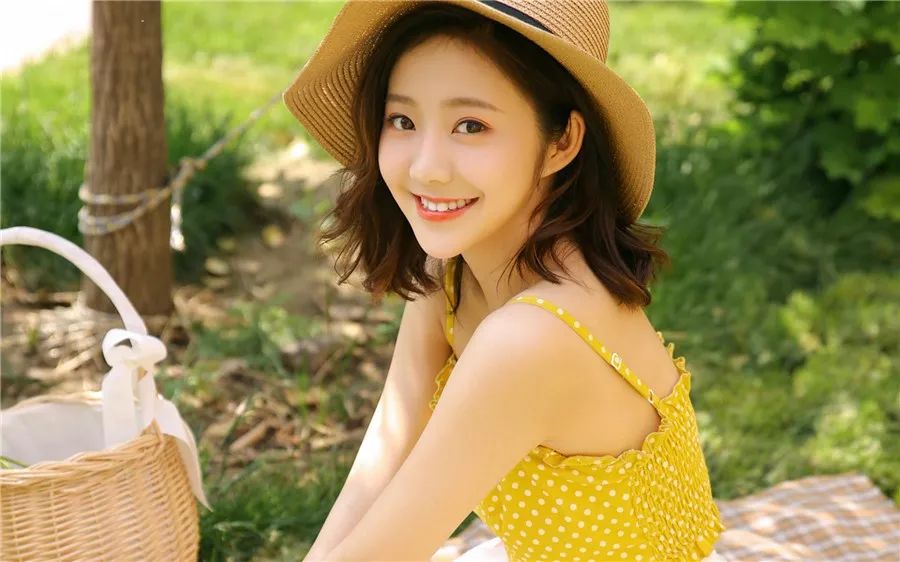 久久人妻少妇嫩草AV无码专区:01-08-15-16-41-43T：29,久久人妻少妇嫩草AV无码专区深度探索，一场跨越时间与文化的视觉之旅