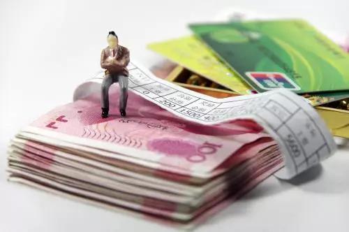 国产成人一卡2卡3卡4卡:17-20-24-30-32-49G：46,探索国产成人娱乐的新领域，一卡到四卡系列