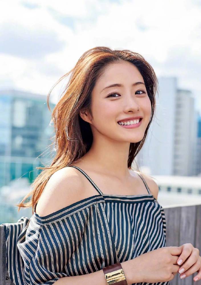 日本50岁丰满熟妇xxxx:11-18-19-27-28-31M：29,关于日本丰满熟妇的文化探索，从年龄到魅力的多元解读