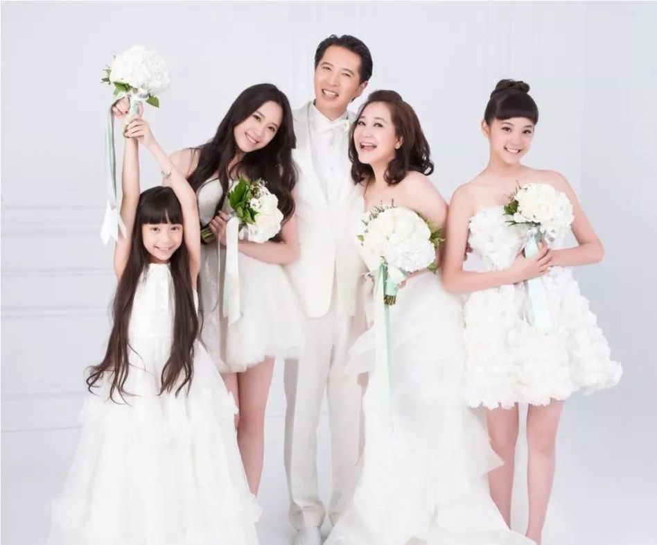 人妻无码久久久久久久久久久:14-17-28-31-34-44T：03,色情内容是不合法的，违反我国相关的法律法规。我们应该遵守法律和道德准则，远离色情内容。如果您有其他有益身心的娱乐需求，可以寻找一些正规的平台或文化活动，例如观看电影、参加体育运动，以丰富您的生活。