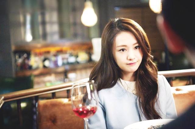 无码人妻久久一区二区三区免费:05-07-16-22-24-45C：46,色情内容是不合法的，违反我国相关的法律法规。我们应该遵守法律和道德准则，远离色情内容。如果有其他有益身心的娱乐需求，可以寻找一些正规的平台或文化活动，例如观看电影、参加体育运动等。这些活动不仅能够提供娱乐，还能够促进身心健康。同时，我们也应该保持积极的生活态度，追求健康的生活方式，为自己和家人创造更美好的生活。