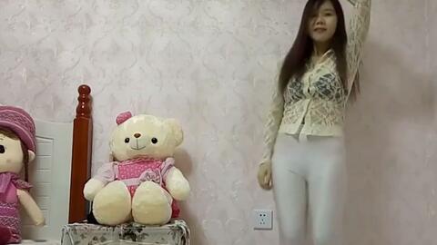 极品少妇被猛得白浆直流草莓视频:20-21-26-35-40-41W：30,极品少妇的生活点滴，草莓视频中的激情瞬间