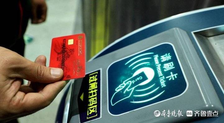 国产乱码免费卡1卡二卡3卡:01-06-33-34-46-48W：14,关于国产乱码免费卡及相关数字序列的探讨