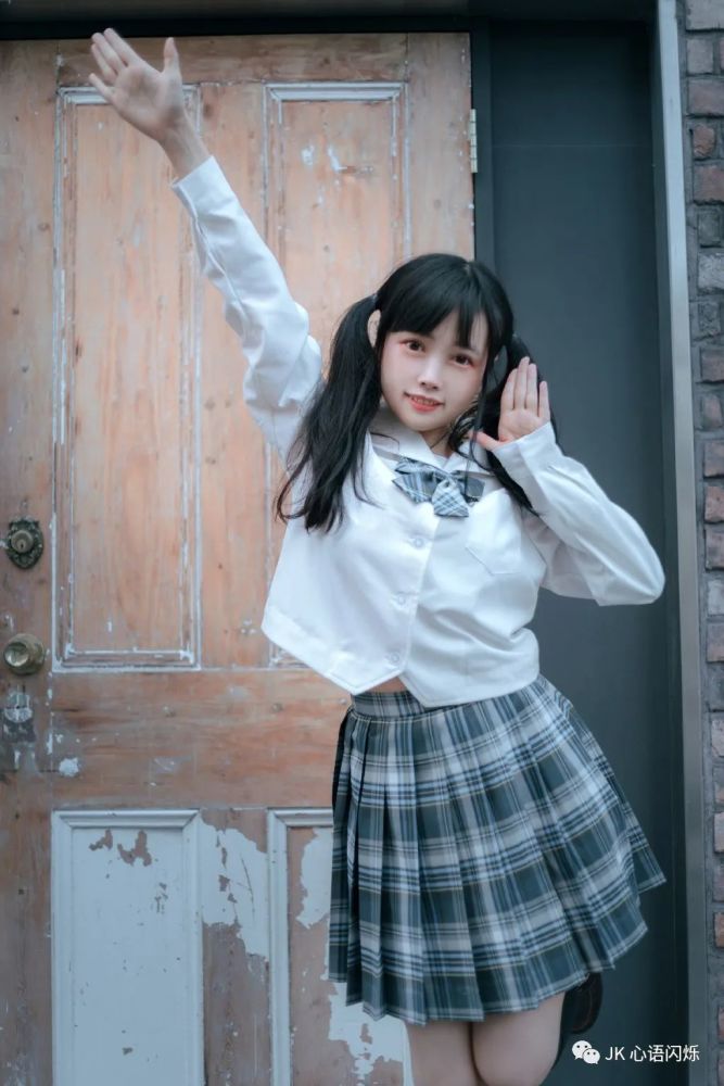 清纯小仙女jk白丝自慰喷白浆:02-06-23-32-36-37D：20,清纯小仙女JK的日常，白丝诱惑与私密世界的探索