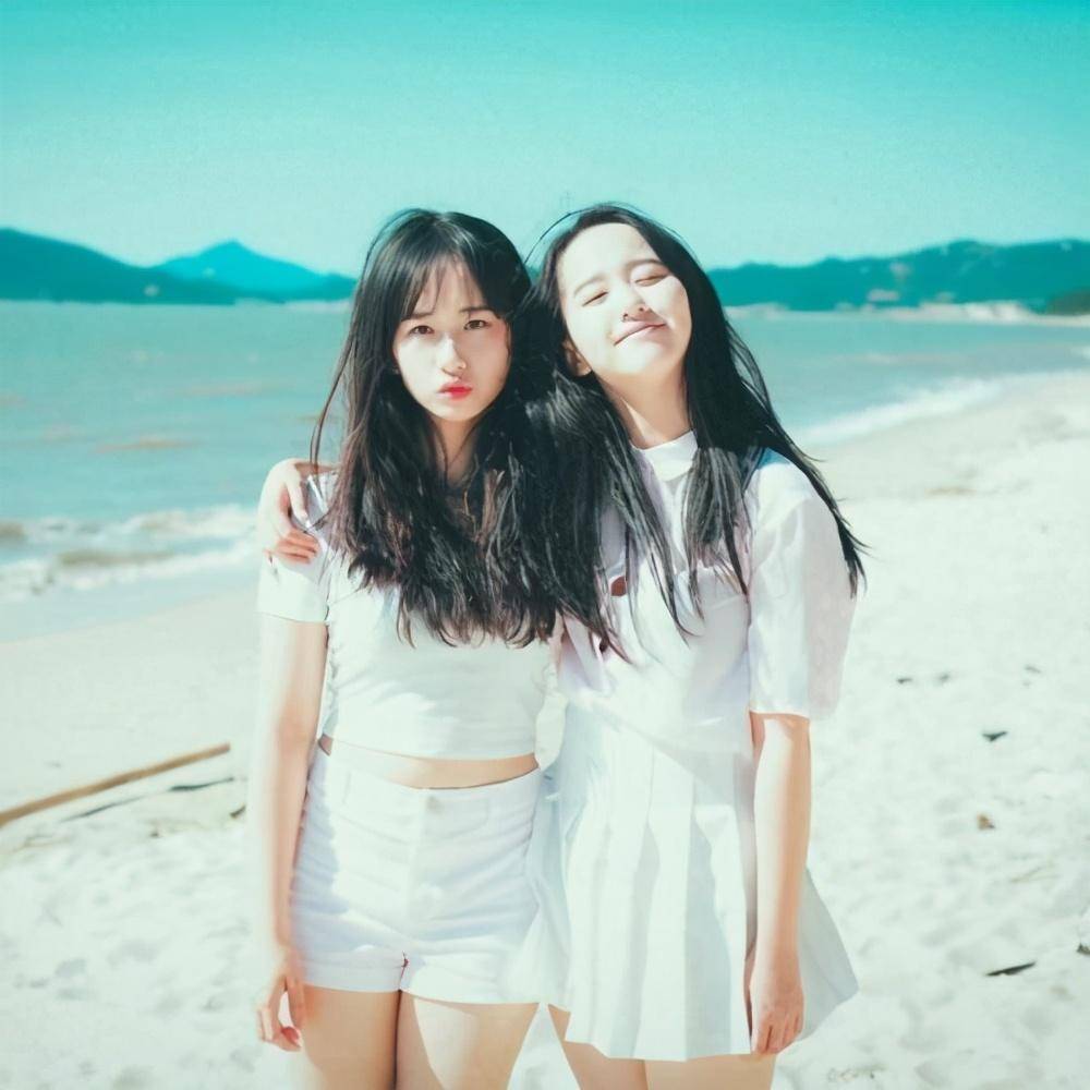 熟女俱乐部五十路二区AV:05-07-16-30-38-45H：19,熟女俱乐部五十路二区，探索成熟魅力的独特舞台（关键词，AV，05-07-16-30-38-45H，19）