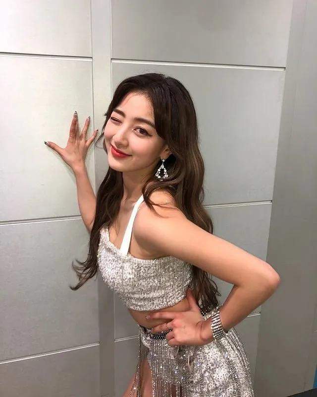 蜜臀AV无码国产精品色午夜麻豆:09-11-16-23-30-41C：25,探索国产精品色午夜麻豆，蜜臀AV无码的魅力与变迁