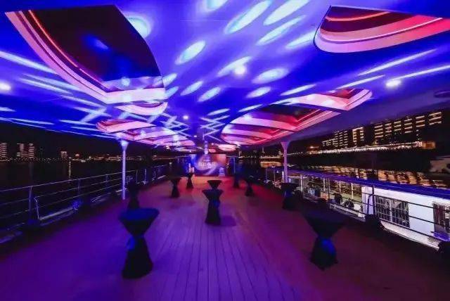 久久亚洲精品成人无码网站夜色:09-15-27-42-43-45Z：45,久久亚洲精品成人网站之夜，探索无码文化的深度与魅力