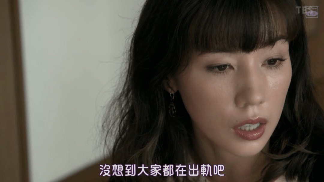 人妻激情偷乱视频一区二区三区:05-09-17-27-35-46K：10,探索成人世界的不同区域，一区二区三区的人妻激情偷乱视频