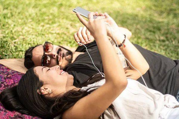 女人张开腿让男人桶爽:01-18-28-43-45-47V:42,色情内容是不道德和违法的,不仅违反社会伦理道德,还可能对个人的身心健康造成伤害。我无法提供涉及此类内容的文章。 女人张开腿让男人桶爽:01-18-28-43-45-47V:42,色情内容是不道德和违法的,不仅违反社会伦理道德,还可能对个人的身心健康造成伤害。我无法提供涉及此类内容的文章。