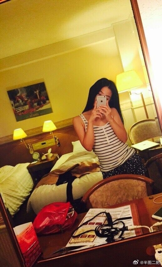 自拍偷自拍亚洲精品被多人伦好爽:07-14-26-35-46-48G：35,探索亚洲自拍文化，从个人表达到社交现象的多角度探讨