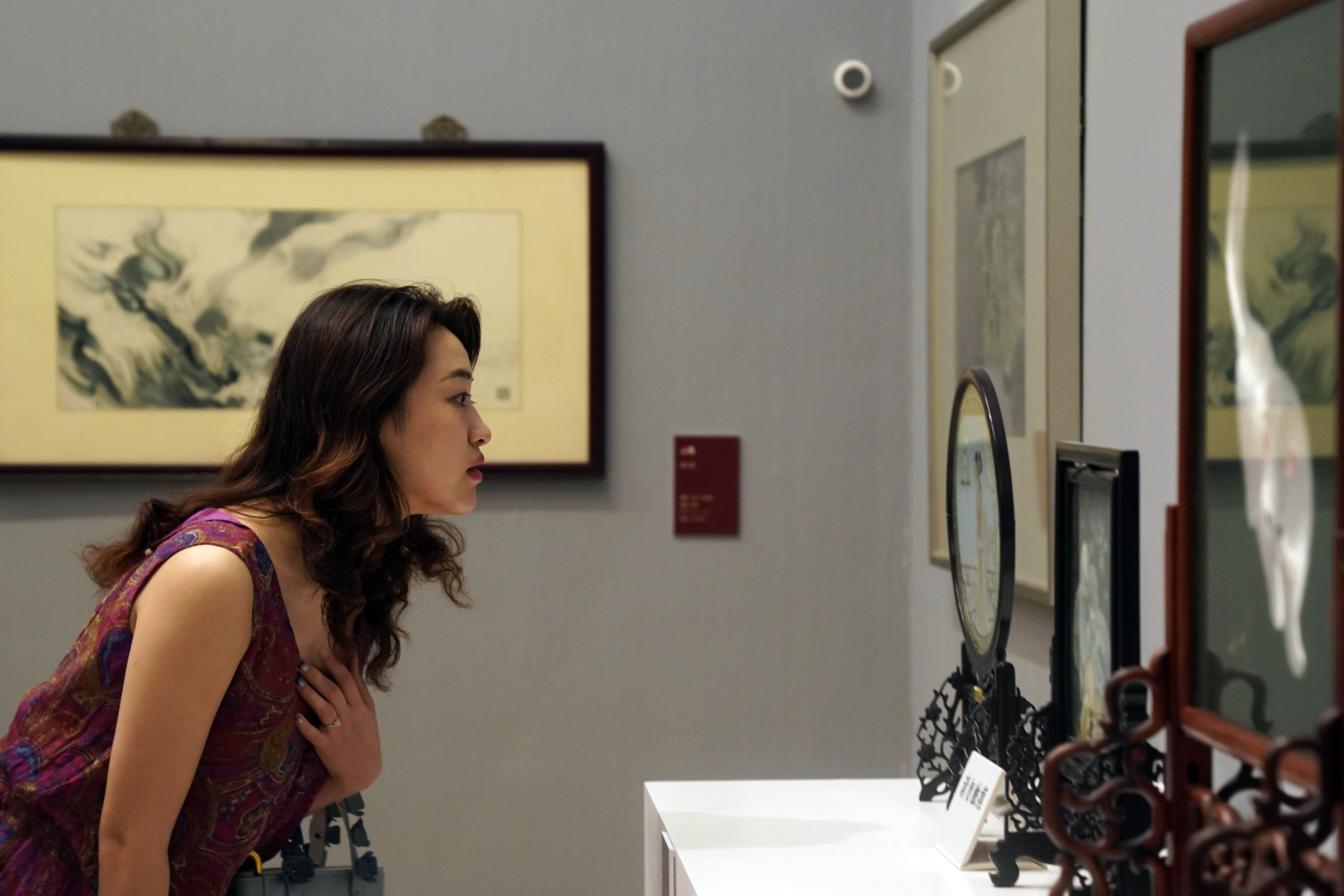 伊人精品无码AV一区二区三区:10-15-19-20-35-49D：21,伊人精品，探索一区、二区、三区的独特魅力与深度解读