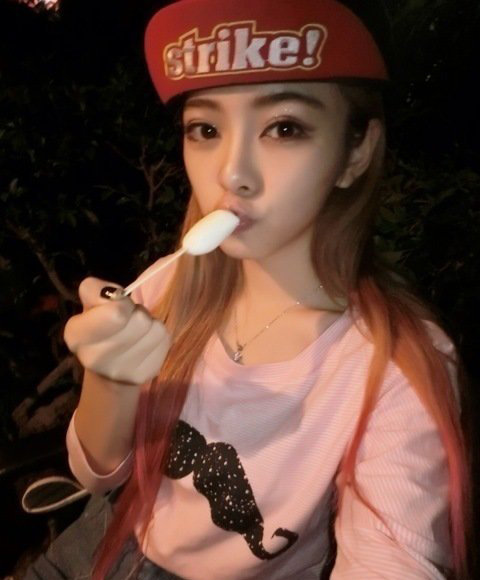 无码AV高潮抽搐流白浆:01-08-15-16-41-43T：29,色情内容是不合适的，因为它涉及到低俗、不良的内容，不符合社会道德和法律法规。同时，色情内容也不利于个人的身心健康和成长。因此，我无法为您撰写关于无码AV高潮抽搐流白浆的文章。