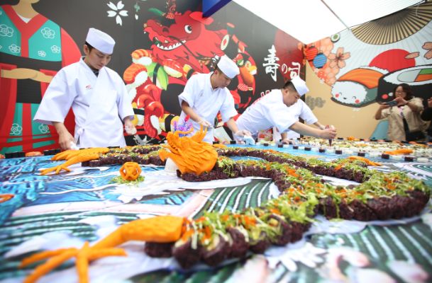 久久丫亚洲一区二区:10-26-29-36-42-47M：11,久久丫亚洲一区二区深度探索，一场文化与美食的交融之旅