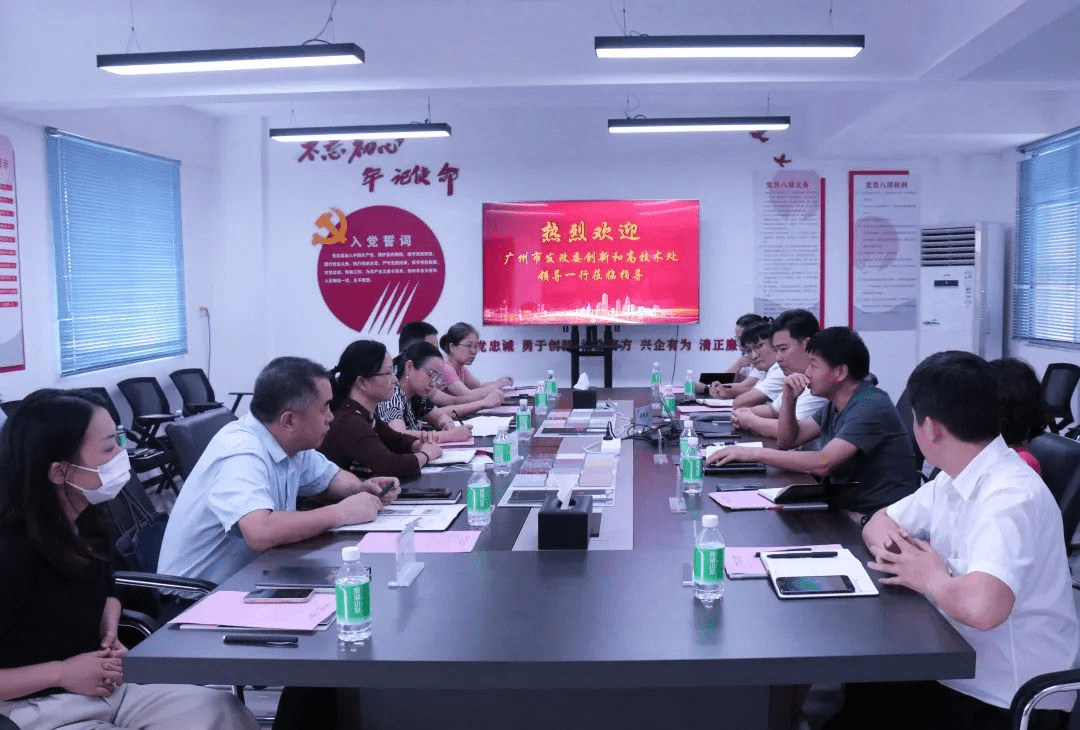 亚洲国产欧美在线人成AAAA:12-14-27-33-48-49Y：41,亚洲国产与欧美在线影视产业的融合与创新，探讨AAAA级内容的发展