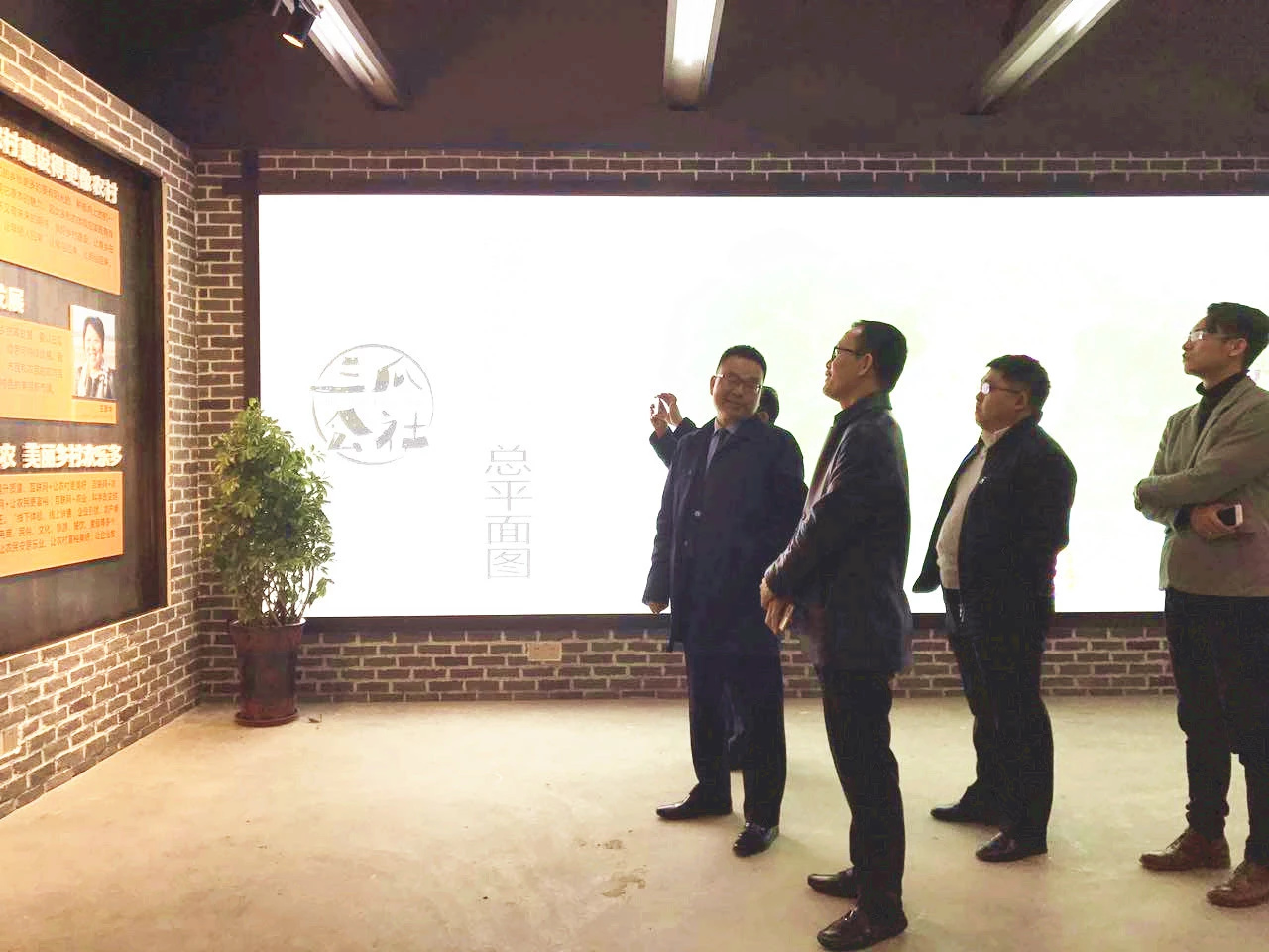 亚洲国产欧美在线人成AAAA:12-14-27-33-48-49Y：41,亚洲国产与欧美在线影视产业的融合与创新，探讨AAAA级内容的发展