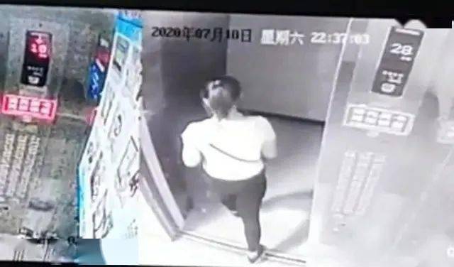 无码少妇一区二区浪潮AV:04-08-21-29-37-46A：22,探索无码少妇一区二区浪潮AV，从数字洞察背后的故事