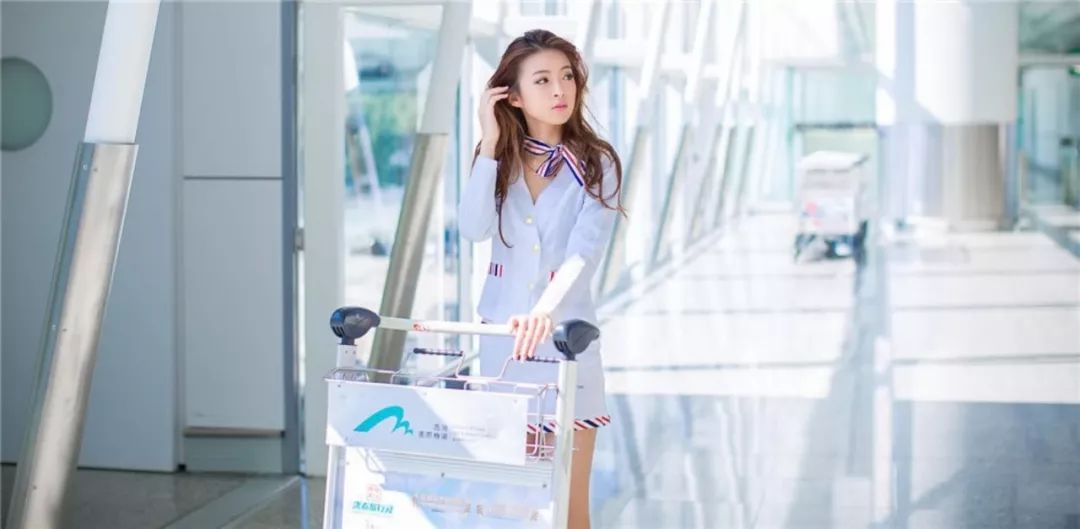 制服丝袜AV无码专区完整版:16-18-25-35-40-48Z：23,探索制服丝袜的世界，无码专区完整版指南