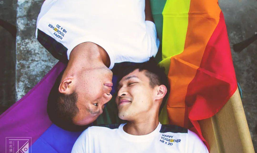 亚洲VA久久久噜噜噜久久男同:04-24-28-35-36-44E：49,亚洲男同文化中的VA久久久与探索