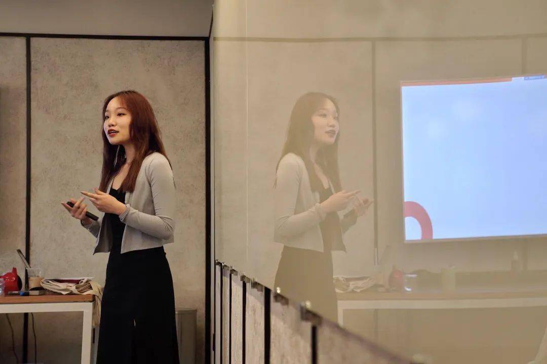 无码AV中文一区二区三区桃花岛:01-11-14-31-32-48R：06,探索桃花岛的神秘，无码AV中文一区二区三区的独特魅力