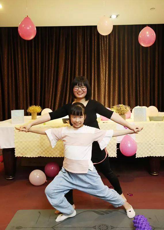 久久婷婷五月综合色一区二区:15-21-29-32-41-46B：44,久久婷婷五月综合色一区二区，探索数字背后的多彩世界