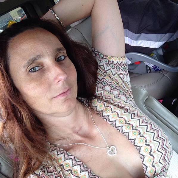 人妻老妇乱子伦精品无码专区:06-12-37-42-45-49V：33,探索成人世界的边缘，人妻老妇乱子伦精品无码专区深度解析（敏感内容预警）