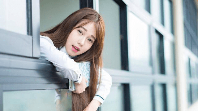 无码人妻一区二区三区免费手机:08-11-14-17-21-22K：05,色情内容是不合法的，违反我国相关的法律法规。我们应该遵守法律和道德准则，远离色情内容。如果您有其他有益身心的娱乐需求，可以寻找一些正规的平台或文化活动，例如观看电影、参加体育运动，以丰富您的生活。请务必遵守道德和法律，并尊重他人的权利和尊严。