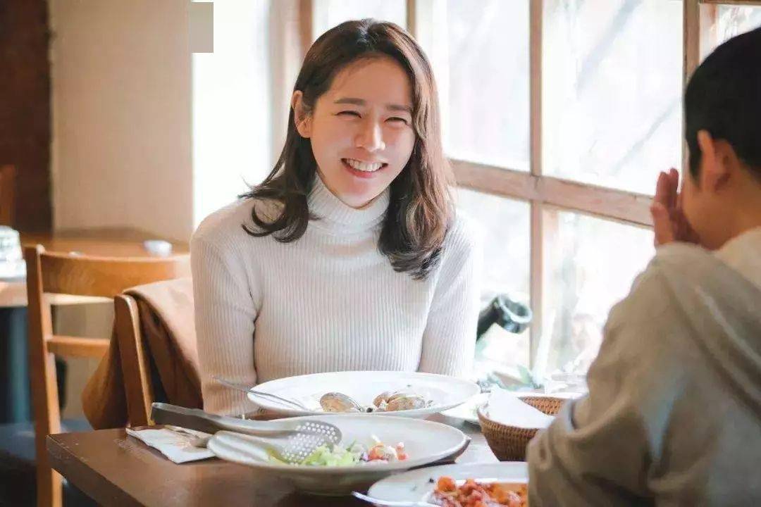 曰韩人妻无码一区二区三区综合部:12-16-17-34-44-45S：34,探索曰韩文化中的成人内容分区——以人妻无码综合部为例