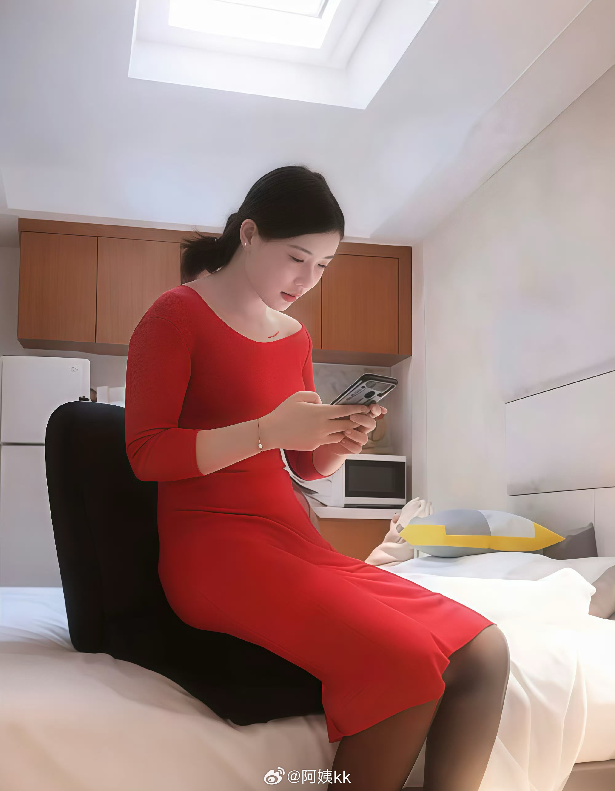 久久综合88熟人妻:24-26-32-34-35-41M：04,久久综合，探索成熟魅力与私密空间的艺术