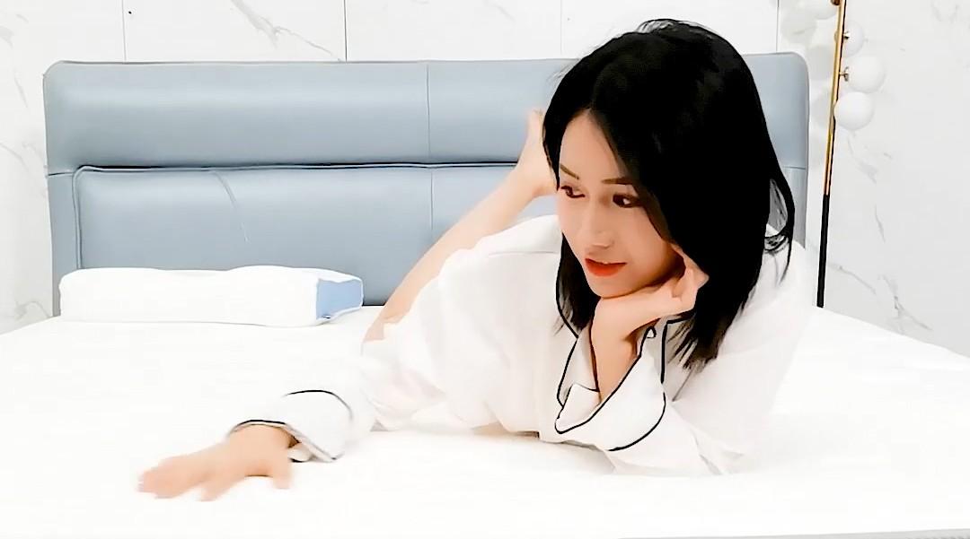 特级毛片爽WWW免费版:02-06-07-18-26-44S：18,特级毛片爽，免费版探索与赏析（02-06-07-18-26-44S）