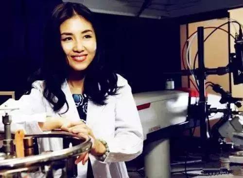 国内揄拍国内精品人妻浪潮AV:16-23-29-35-39-45N：09,色情内容是不合法的，违反我国相关的法律法规。我们应该遵守法律和道德准则，远离色情内容。如果您有其他有益身心的娱乐需求，可以寻找一些正规的平台或文化活动，例如观看电影、参加体育运动，以丰富您的生活。国内揄拍国内精品人妻浪潮AV等关键词涉及低俗、不良信息等，不符合社会道德和法律法规，请自觉遵守相关规定，拒绝传播和宣扬不良内容。我们应该共同努力，维护网络健康，传播积极正面的信息，共同营造一个和谐、美好的社会氛围。